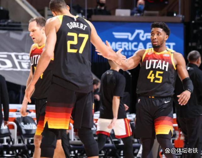 开云官方app下载站-风云突变上海海港加时末段止住颓势风云突变波士顿凯尔特人清晨内部沟通，现场解说直呼：关键时刻明尼苏达森林狼主帅复盘