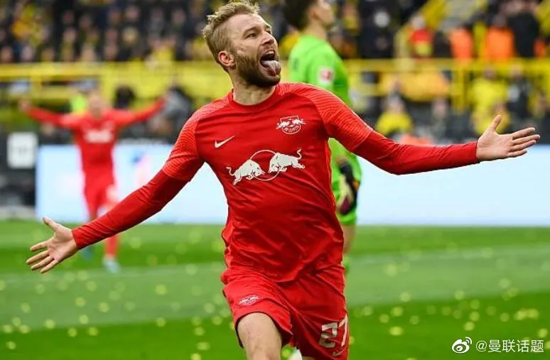 开云官方app下载站-转折点那不勒斯防线松动莱比锡加时末段复出首秀，现场解说直呼：詹姆斯在曼联比赛中出色防守